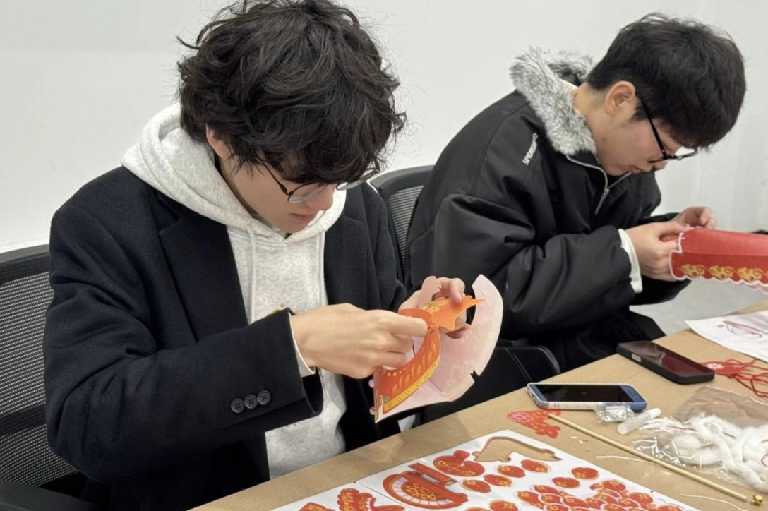 DD241383FFEB313C6F67DCBED7916951