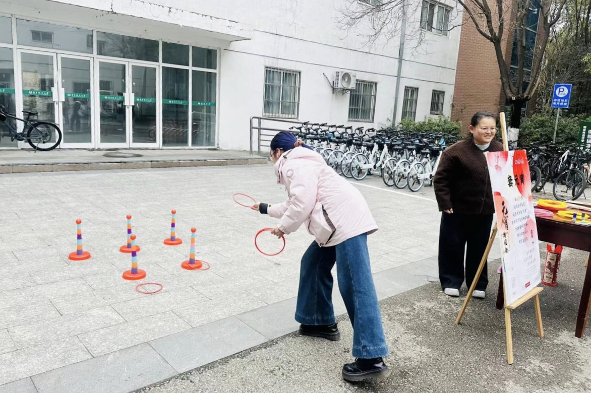 905FDAC4792D21D4E16F7B54F7870177